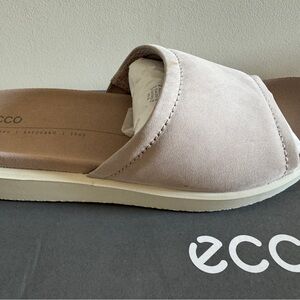 ECCO Women’s gray suede slip-on sandals size 10 eu 41